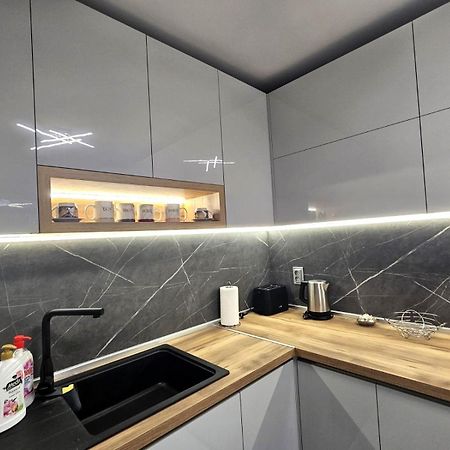 Apartment Bohemi With Free Parking Burgas Ngoại thất bức ảnh