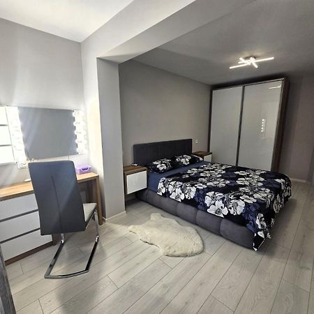Apartment Bohemi With Free Parking Burgas Ngoại thất bức ảnh