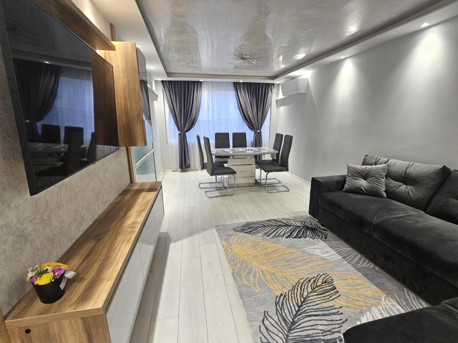Apartment Bohemi With Free Parking Burgas Ngoại thất bức ảnh