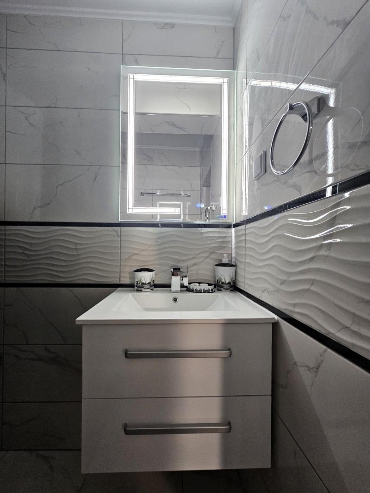 Apartment Bohemi With Free Parking Burgas Ngoại thất bức ảnh